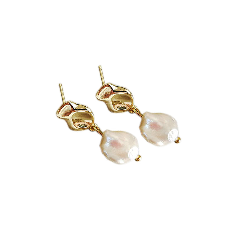 Lola Pearl Drop Gold Earrings